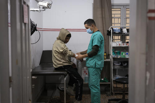 MSF Clinic in Gaza City (fleeing North Gaza package)