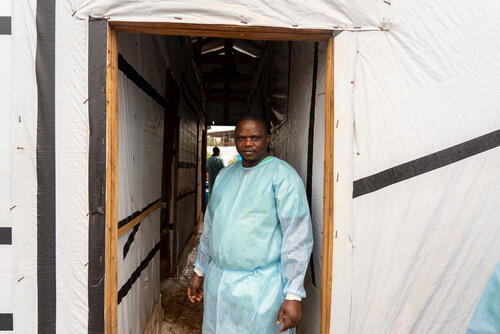 South Kivu: First came the gold rush, then the cholera. MSF responds in Lomera.