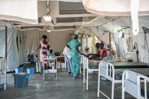 Close monitoring unit - Mayen-Abun clinic, northern part of South Sudan