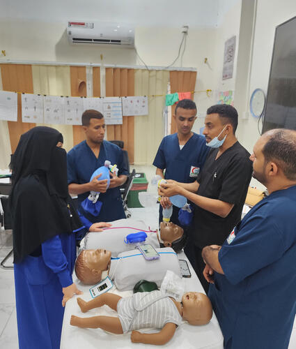 Neonatal resuscitation practice with manikins