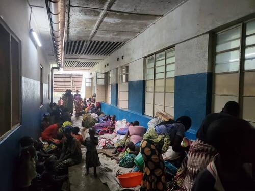 Influx of displaced people to the Masisi hospital