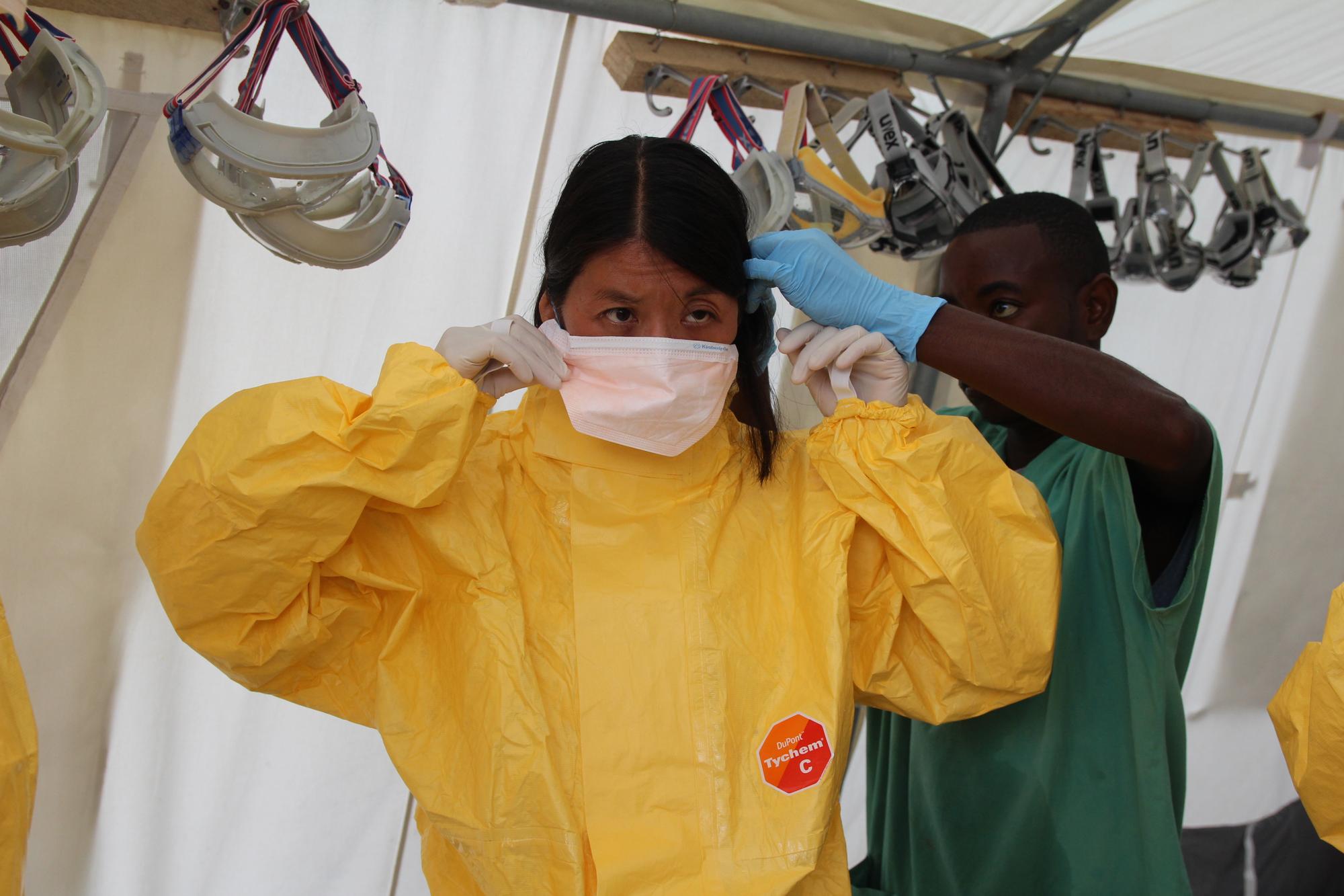 洋楽 Die Lunikoff Ebola im Jobcenter ebola.png?branch=production&