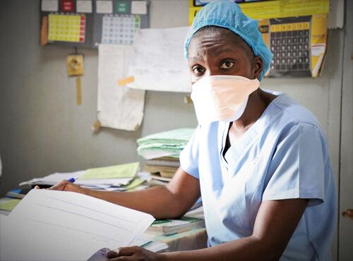 Dr Bienvenue Finanga/ médecin urgentiste au Centre Hospitalier de Luyindu
