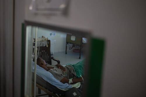 MSF Response to bullet wounded patients - Tabarre