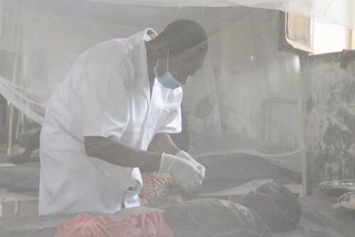 Intervention rougeole de MSF, Bosobolo, RDC