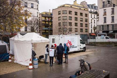 Mobile clinics to assist homeless people