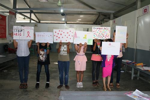 Falling into the gap HIV+ adolescents - WAD 2016