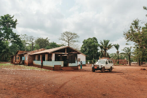 View of the Mbalazine health centre supported by MSF for vaccination activities and referrals to Bangassou hospital, Mbomou prefecture, March 2023.