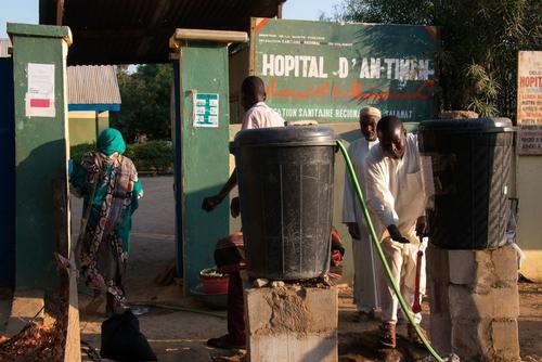 Fighting Hepatitis E in Am Timan Hospital, Chad - January 2017