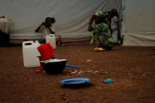 Cameroon - Care for malnourished CAR refugees