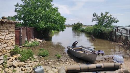 Boat used by volunteers to send medications provided by MSF to another bank of the Inhulets river, Fedorivka, Kherson region, 2023