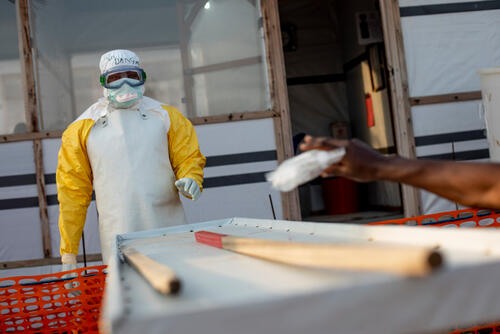 MSF supports the Ebola Transit Center in Bunia