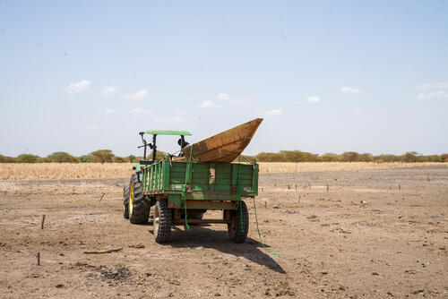 MSF tractor in Dentiuk, Akoka County in the Upper Nile State