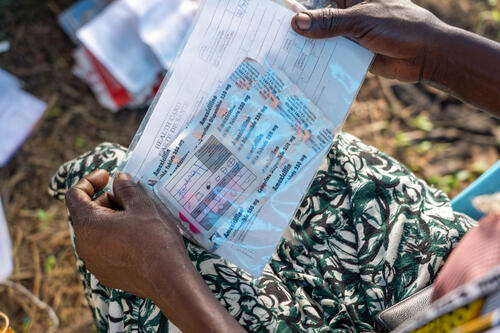 A patient receives antibiotics provided by MSF at a mobile clinic in Golé.