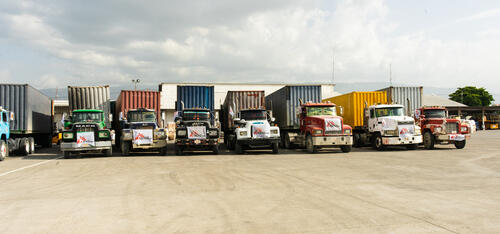 MSF charters 80 tons of medical equipment and supplies for its hospitals in Port-au-Prince