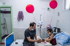 Treating child injuries in blockaded Gaza 13