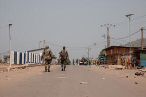 The journey of a wounded woman at MSF'SICA hospital in Bangui