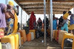 Waiting for water in Pulka