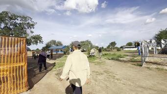 16:9 (SPA) - MSF WATSAN activities in Wedweil refugee camp, Northern Bahr El Ghazal State