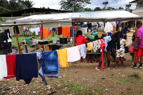 Displacement in Roberto Payán