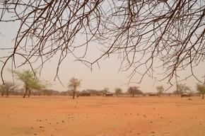 Health centers for malian refugees, all uses.