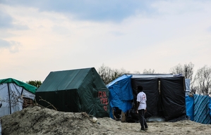 No respite from violence for refugees in Calais
