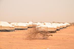 Health centers for malian refugees, all uses.