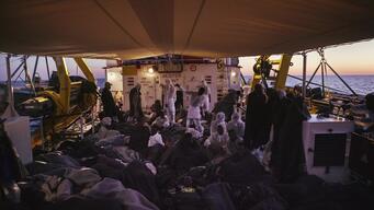 Mediterranean sea and displacement_INT