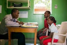 Drouillard: burnt people hospital in Haiti