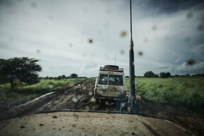 MSF vehicle on the road from Agok to Abyei