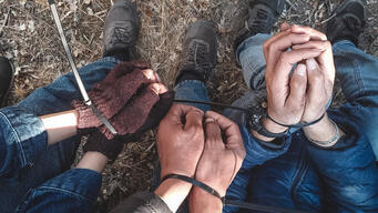 MSF witnesses people handcuffed
