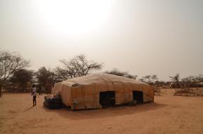 Health centers for malian refugees, all uses.