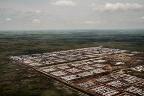 ENDURING BENTIU