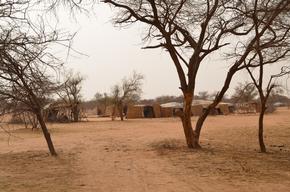 Health centers for malian refugees, all uses.