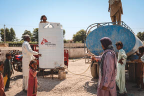 Pakistan floods emergency DADU 03