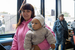 Ukraine: mobile healthcare for displaced people at public shelters in Zakarpattia