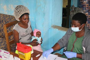 MSF descentralized model of care