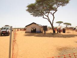 MSF mobile clinic outside Dagahaley