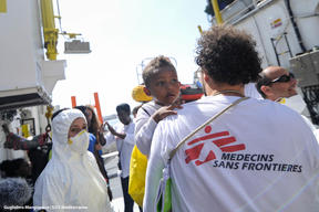Aquarius disembarkation in Malta