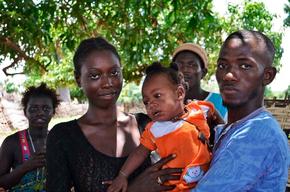 Measles vaccination in Bafata, Guinea-Bissau
