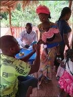 A mass vaccination campaign of children in Kembé-Satema district