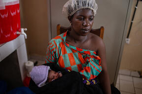 Childbirth at MSF maternity in Kanyaruchinya