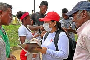 Displacement in Roberto Payán