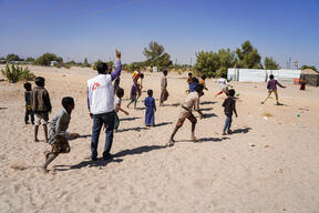 MSF community mental health worker's play sessions