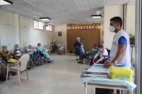 Tackling COVID-19 in Lebanon, through prevention and vaccination