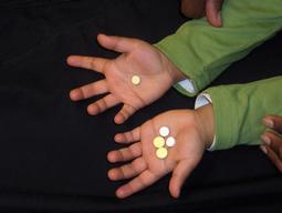 HPIM1278_ASAQ enfant_DNDI.jpg