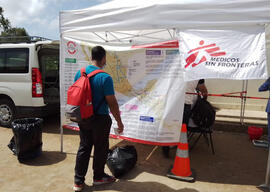 An MSF mobile clinic assists migrants at the Honduras-Nicaragua border