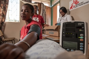 Bending the Curves - Eshowe HIV
