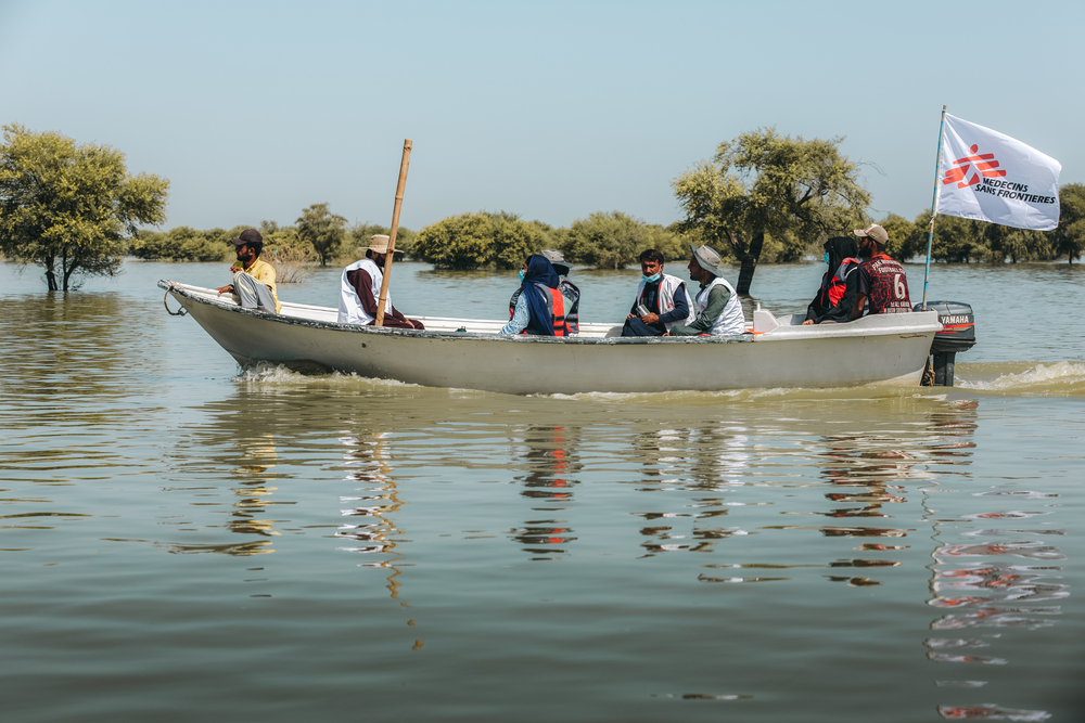 Flooding in Pakistan in September has affected over 33 million people, and has devastated communities. MSF created mobile clinics and distributed non-food item kits to those affected.