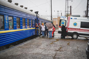 Ukraine: Medical referral train
